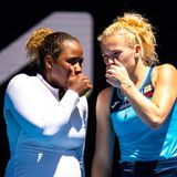 Taylor_Townsend_Katerina_Siniakova_-_Australian_Open_2025_-_Day_13-DSC_7374