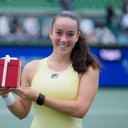 Tereza Valentova, Osaka 2025